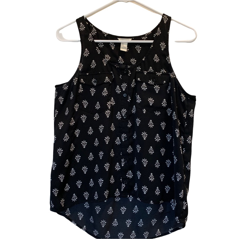 Forever 21 Top Black & White Sleeveless Size Small